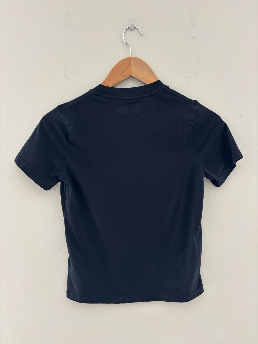 Abercrombie Kids Black Crew Neck T-Shirt Embroidered Moose Logo Boys 9/10 - Picture 2 of 3